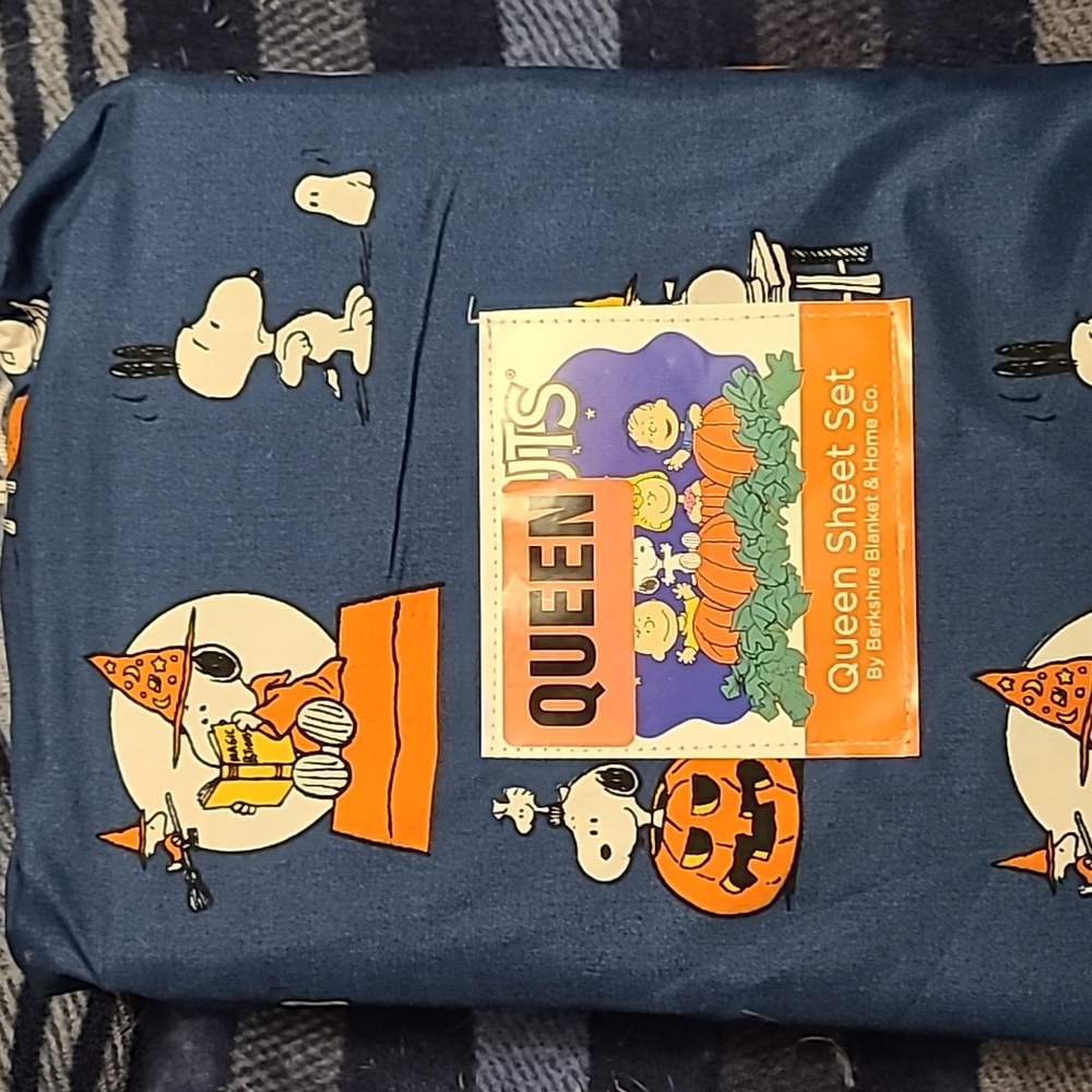 Peanuts Snoopy Pumpkin Halloween Navy Queen Blue Sheet Set NWT by Berkshire